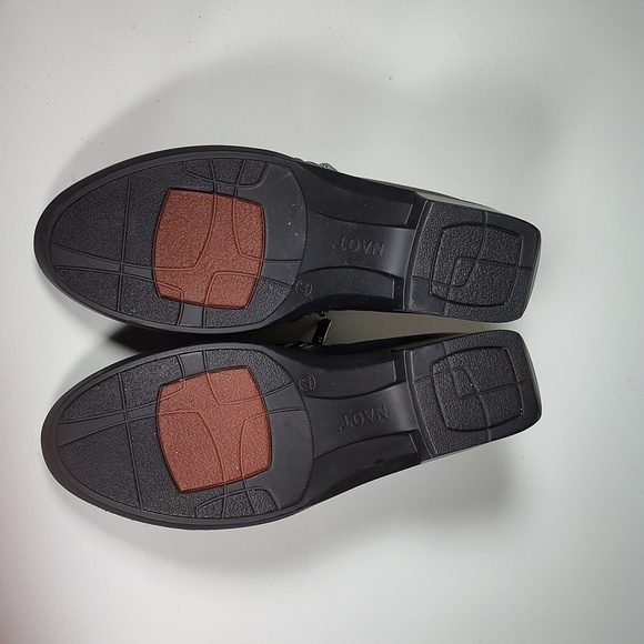 Naot Autan Soft Black Leather Loafers with side zippers 40 - Picture 9 of 12